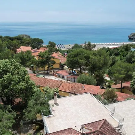 Irma Pensión Marina di Camerota